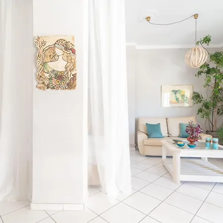 Apartment Life On Canvas Family *
